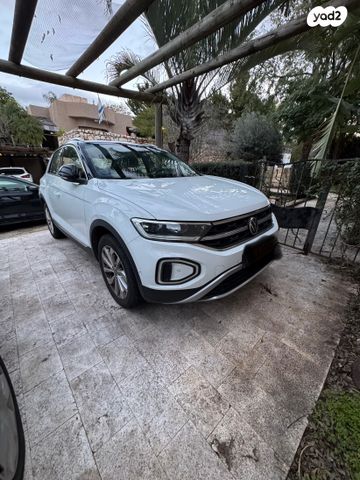 מודעת רכב פולקסווגן T-רוק