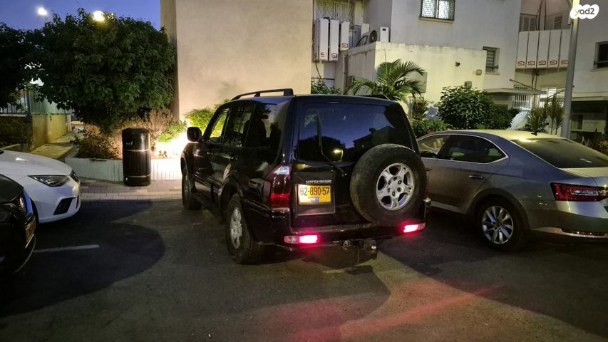 מודעת רכב מיצובישי פג'רו