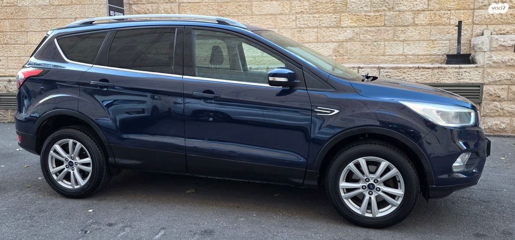 מודעת רכב פורד קוגה