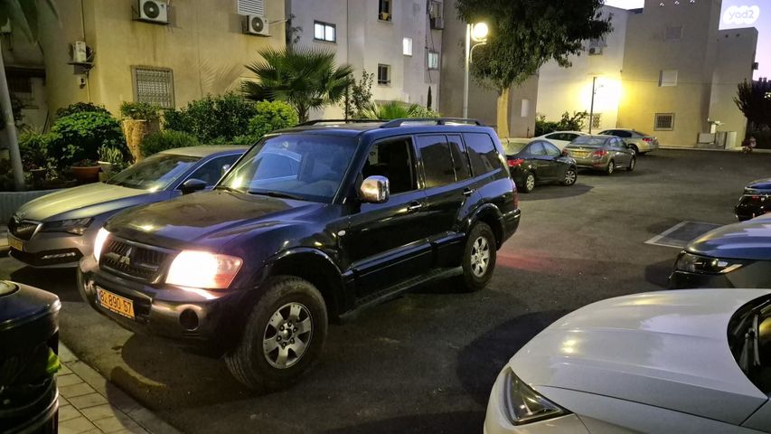 מיצובישי פג'רו