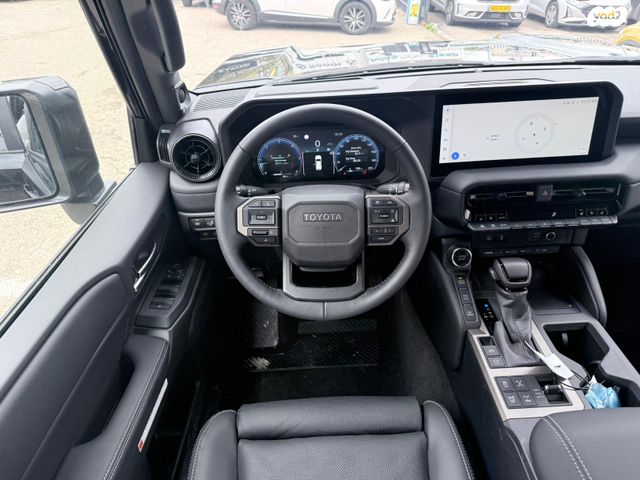 טויוטה לנד קרוזר