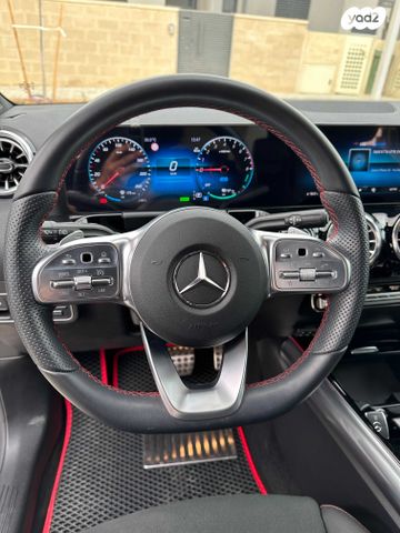 מרצדס-בנץ GLA