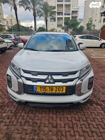 מודעת רכב מיצובישי ASX