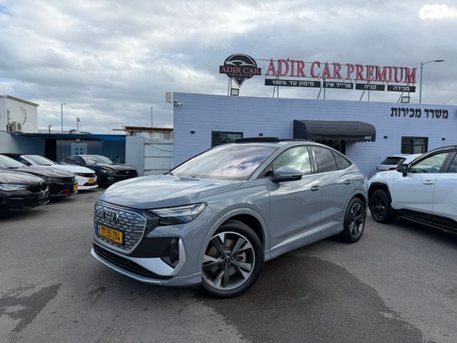 מודעת רכב אאודי Q4 e-tron