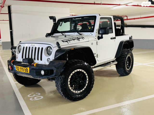 מודעת רכב ג'יפ רנגלר