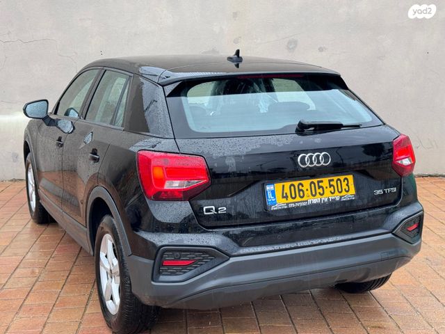 אאודי Q2