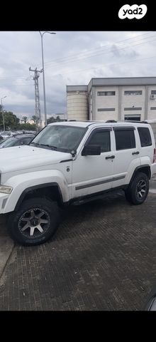 מודעת רכב ג'יפ צ'ירוקי