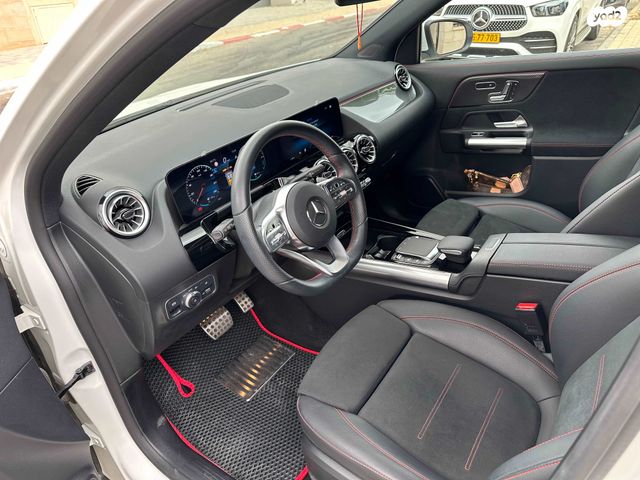 מרצדס-בנץ GLA