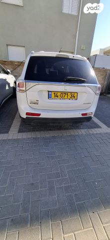 מיצובישי אאוטלנדר