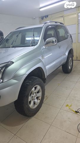 טויוטה לנד קרוזר