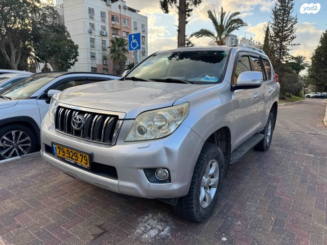 מודעת רכב טויוטה לנד קרוזר