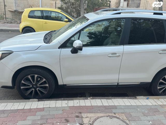 סובארו פורסטר