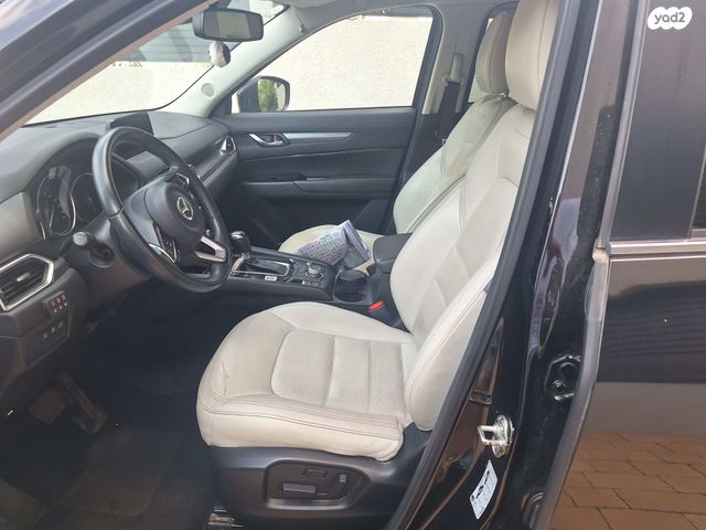 מודעת רכב מאזדה CX-5