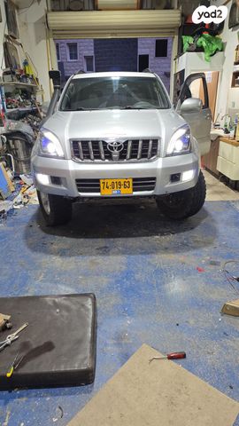 טויוטה לנד קרוזר