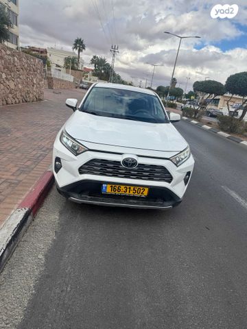 מודעת רכב טויוטה RAV4