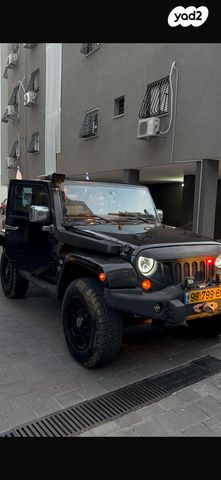 מודעת רכב ג'יפ רנגלר