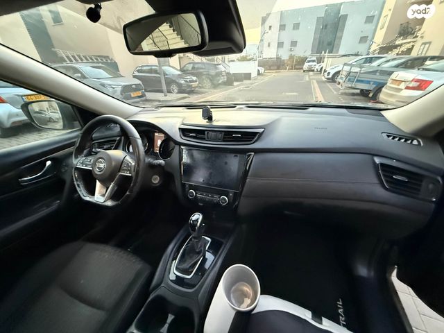 ניסאן אקס טרייל