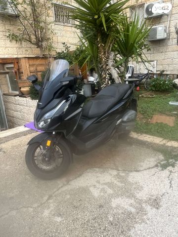 הונדה פורזה 125