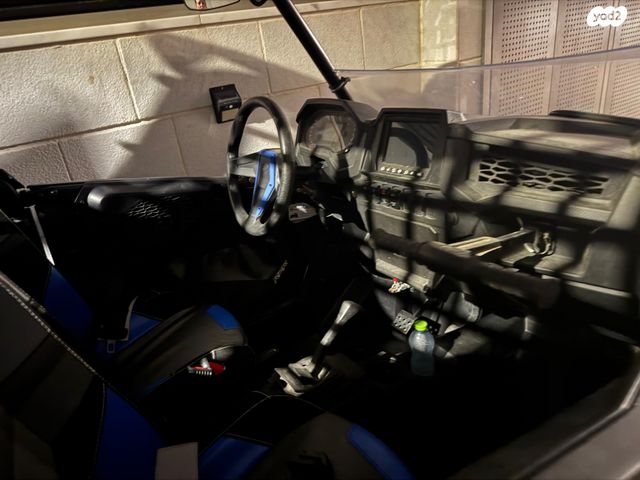 מודעת רכב פולריס