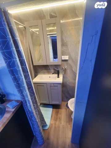 ממונע אוטוקראוון