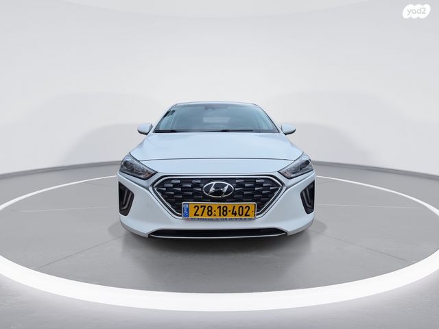 יונדאי איוניק