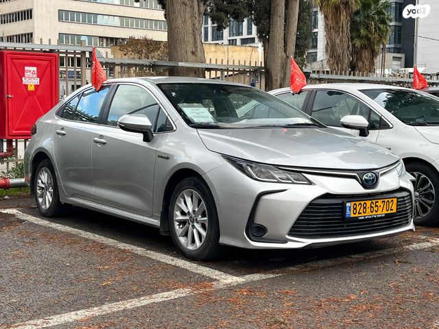 מודעת רכב טויוטה קורולה