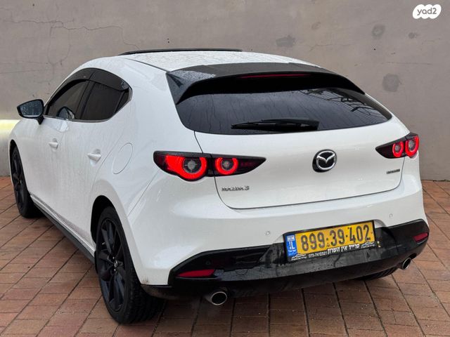 מאזדה 3