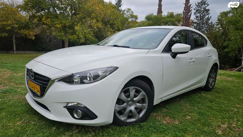 מודעת רכב מאזדה 3