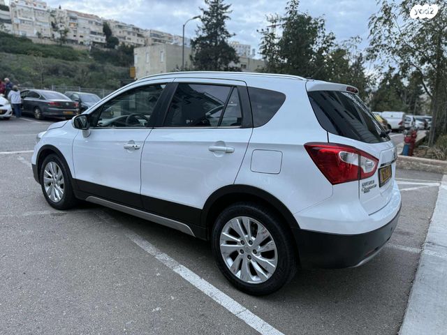 סוזוקי קרוסאובר