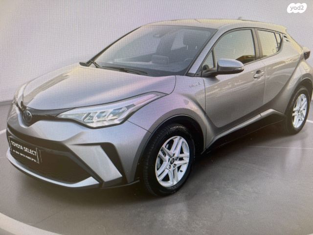 מודעת רכב טויוטה C-HR