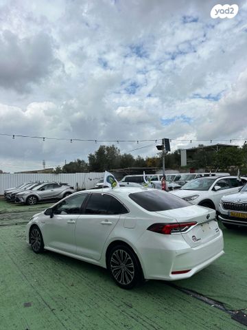 מודעת רכב טויוטה קורולה