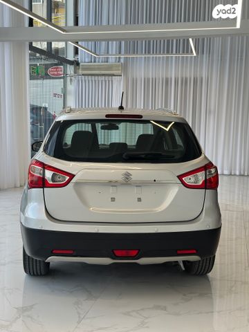 סוזוקי קרוסאובר