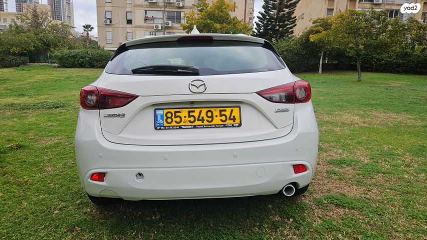 מאזדה 3