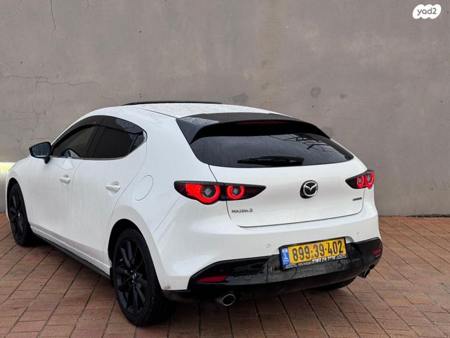 מאזדה 3
