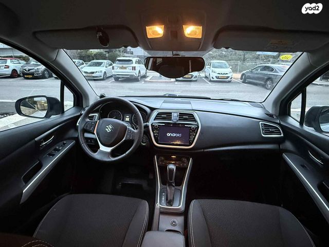 סוזוקי קרוסאובר