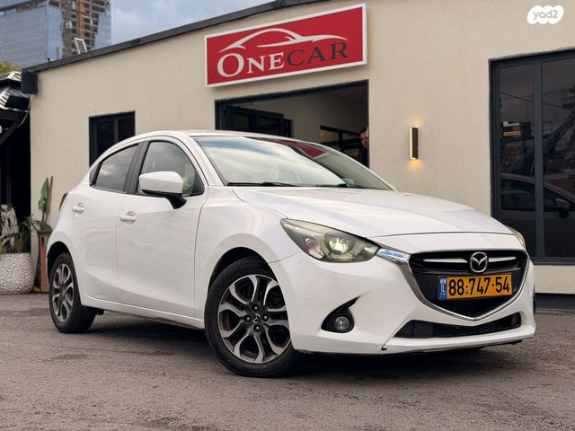 מודעת רכב מאזדה 2