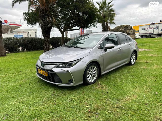 מודעת רכב טויוטה קורולה