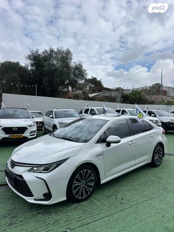 טויוטה קורולה