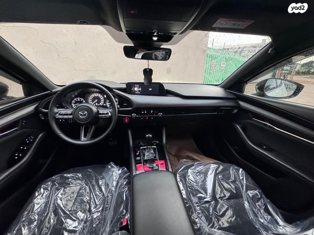 מאזדה 3