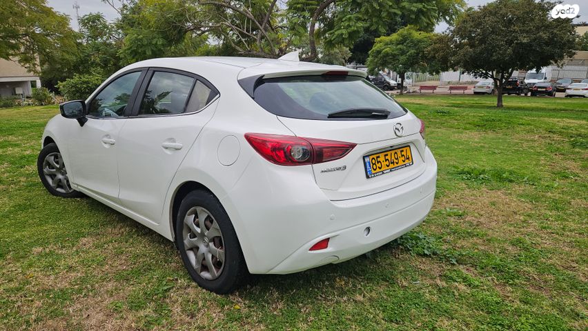 מאזדה 3