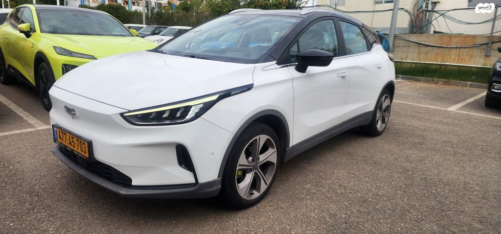 מודעת רכב ג׳ילי Geometry C