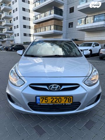 יונדאי אקסנט i25