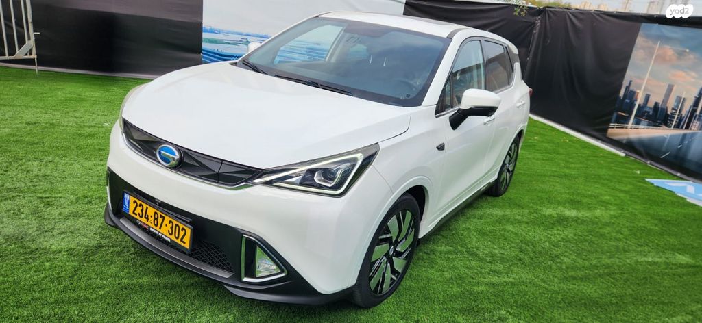 מודעת רכב ג'י.איי.סי GE3