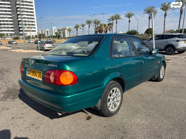 טויוטה קורולה