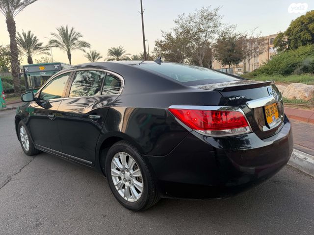 ביואיק לה-קרוס