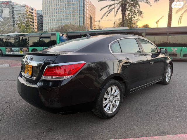 ביואיק לה-קרוס