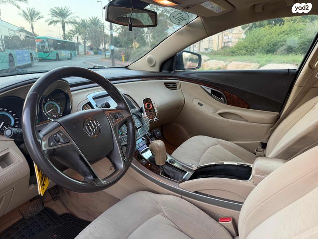 ביואיק לה-קרוס