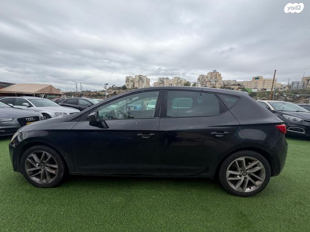 מודעת רכב סיאט לאון