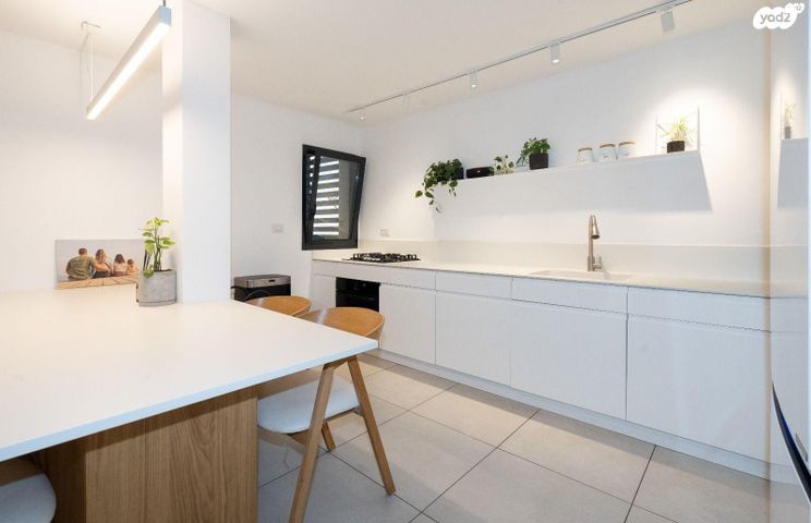 דירה, הנעורים 1, גן רש"ל, הרצליה