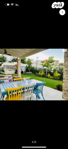 בית פרטי/ קוטג', הגולן 11, אמירי גן, גדרה